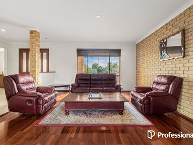 180 Barridale Drive, Kingsley WA 6026