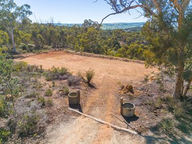 60 Sesselis Road, Toodyay WA 6566