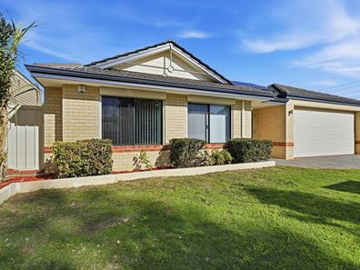 25 Elizabeth St, East Cannington WA 6107