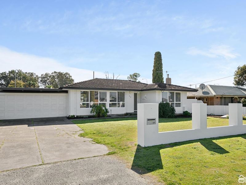 22 Dumsday Drive, Forrestdale