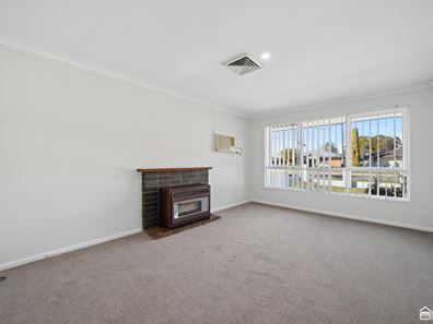 22 Dumsday Drive, Forrestdale WA 6112