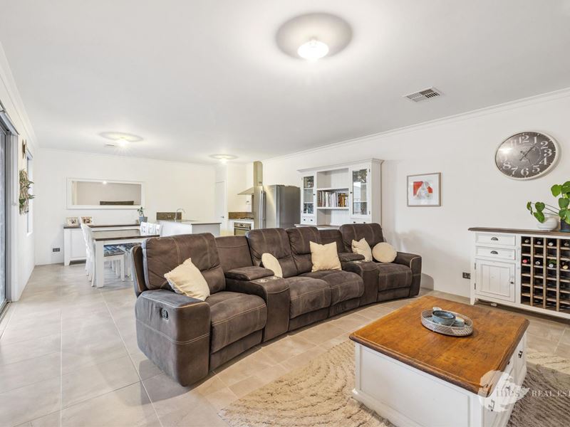 20 Kerang way, Ellenbrook WA 6069
