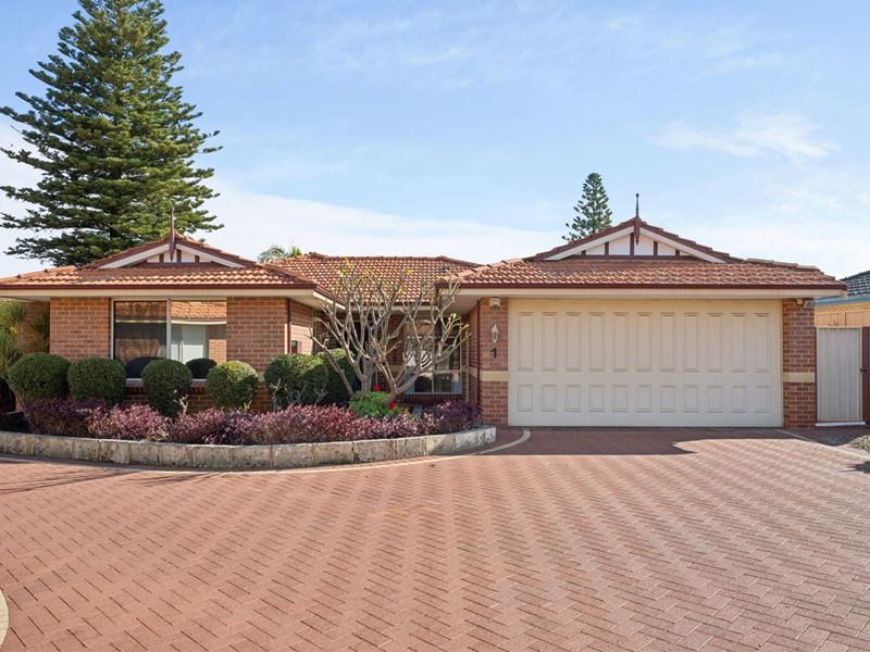 1/15 Windfield Road, Melville WA 6156