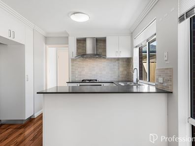 3/15 Yapton Turn, Girrawheen WA 6064