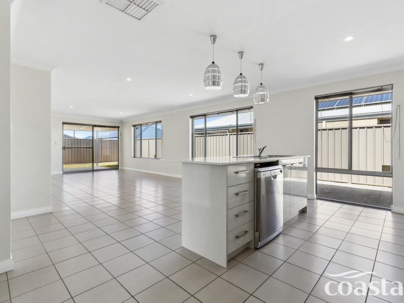 22 Gamboge Avenue, Karnup
