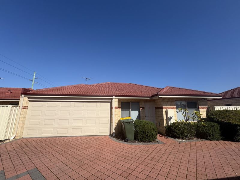 2/30-34 Prince Street, Queens Park WA 6107