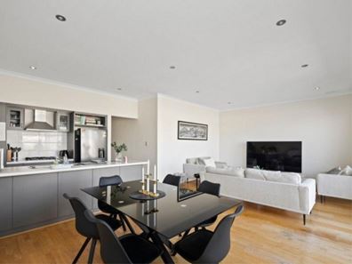 12 Saunton Way, Ridgewood WA 6030
