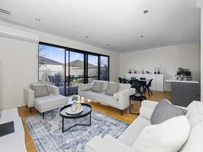 12 Saunton Way, Ridgewood WA 6030