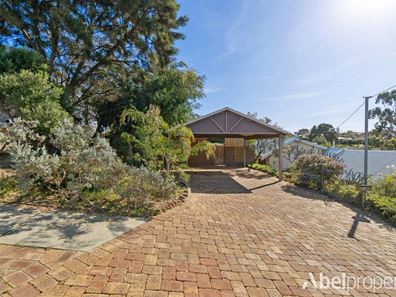 81 Marine Terrace, Sorrento WA 6020