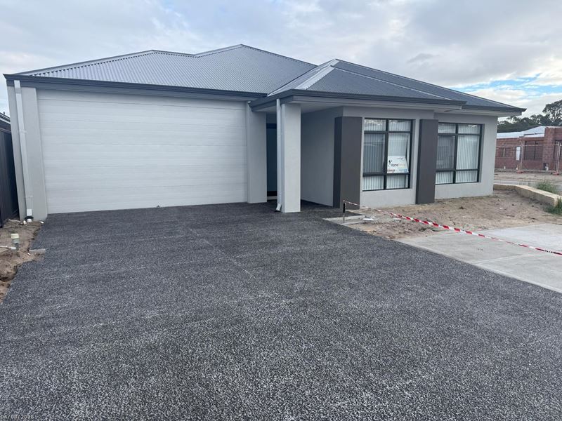 10 Petrana Promenade, Henley Brook WA 6055