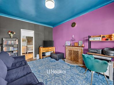6 Hales Street, Carey Park WA 6230