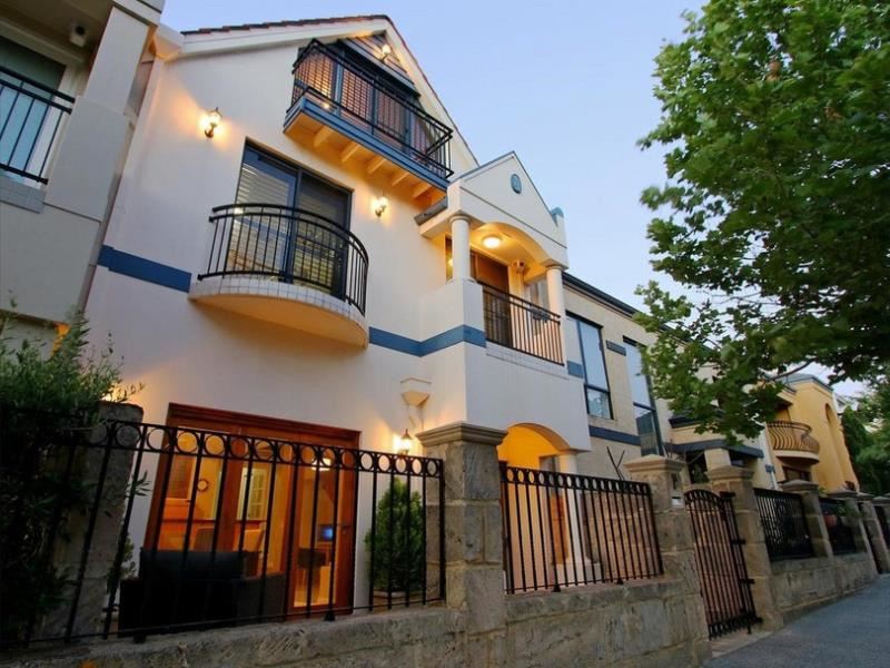 1A Haig Park, East Perth WA 6004