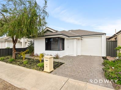 18 Narran Street, Hilbert WA 6112