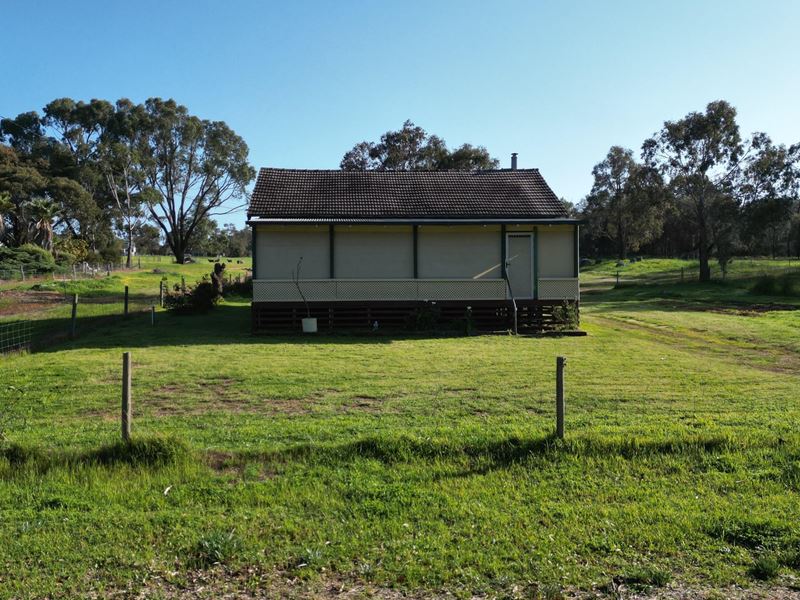 93 Newstead Road, Kojonup WA 6395