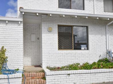6/35B Halls Head Parade, Halls Head WA 6210