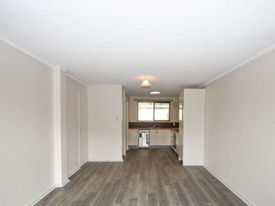 6/35B Halls Head Parade, Halls Head WA 6210
