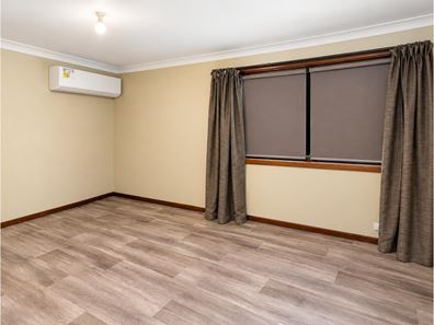 15B Mellows Place, Rangeway WA 6530