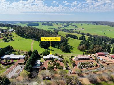 9 Golden Ash Rise, Kangaroo Gully WA 6255