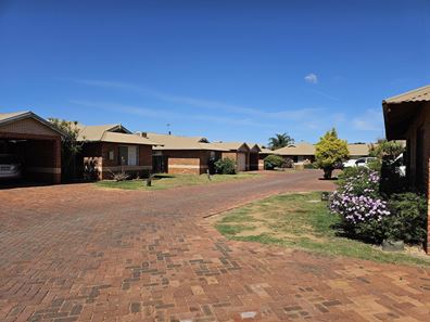 4/5 Great Eastern Highway, Somerville WA 6430