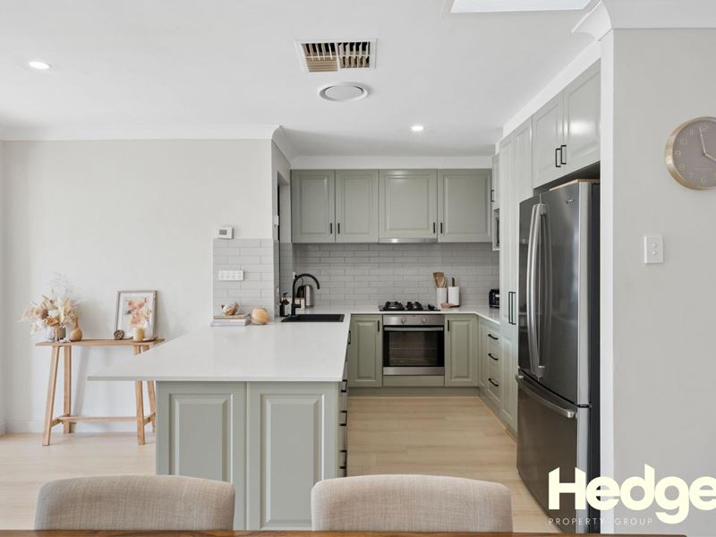 14 Squire Avenue, Heathridge WA 6027