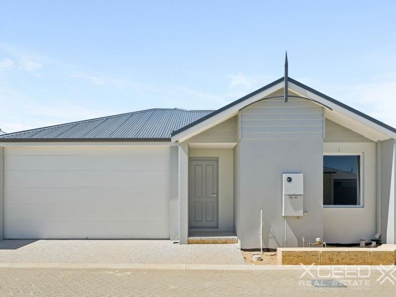 4/30 Werner Street, Alkimos WA 6038