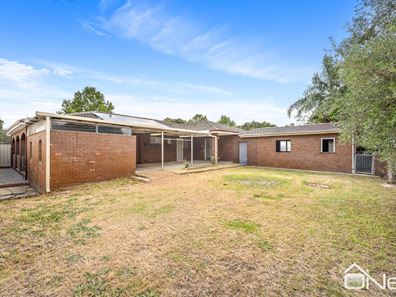 2048 Albany Highway, Maddington WA 6109