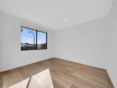 69 Somerford Promenade, Wellard WA 6170