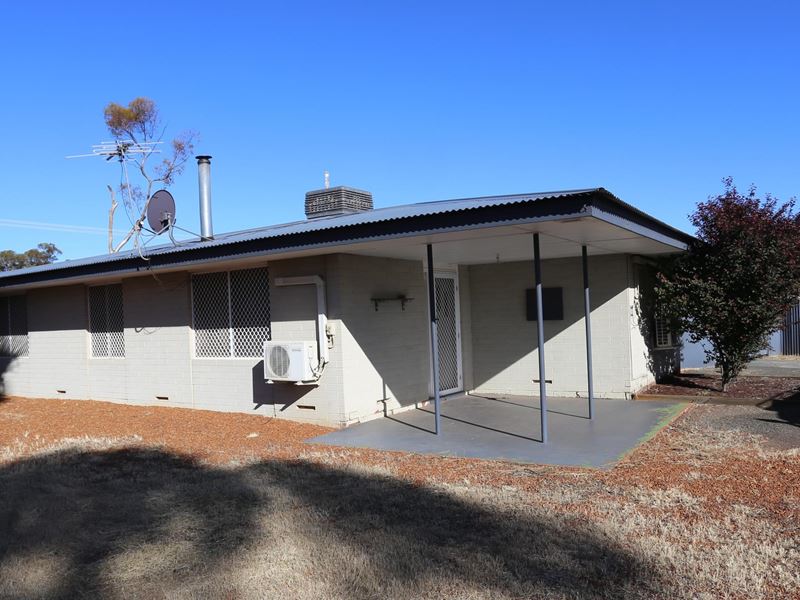 42 Hopbush Street, Kambalda West WA 6442