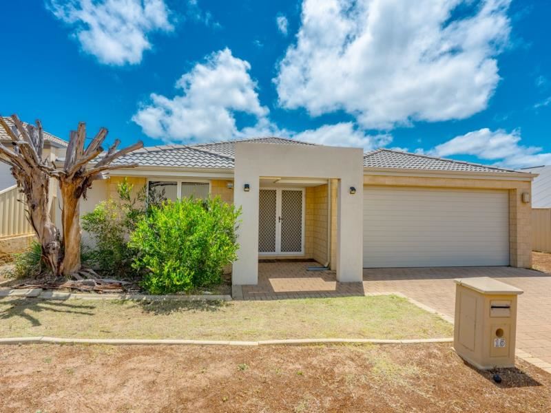 15 Wildwave Bend, Wandina WA 6530
