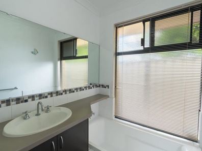 2 Nundle  Road, Baldivis WA 6171