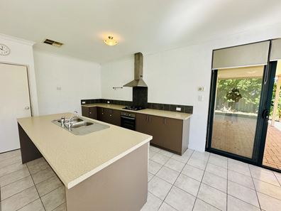 2 Nundle  Road, Baldivis WA 6171