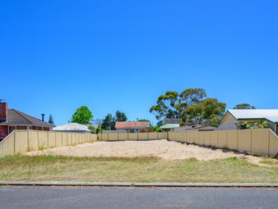 14 Balgore Way, Carey Park WA 6230