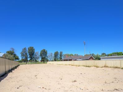 14 Balgore Way, Carey Park WA 6230