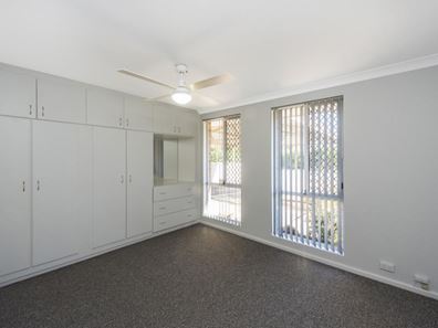 3 Rodgers Close, Forrestfield WA 6058