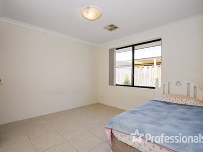 10 Heathland Terrace, Ellenbrook WA 6069