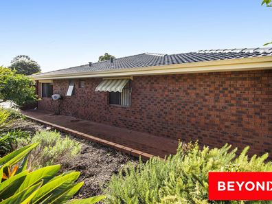 1A Dyson Close, Leeming WA 6149