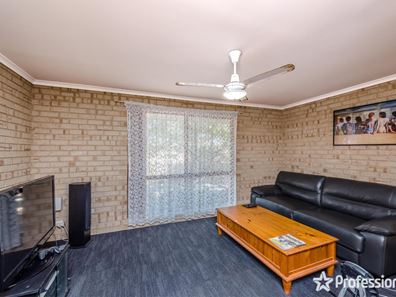 2/239 Willcock Drive, Mahomets Flats WA 6530