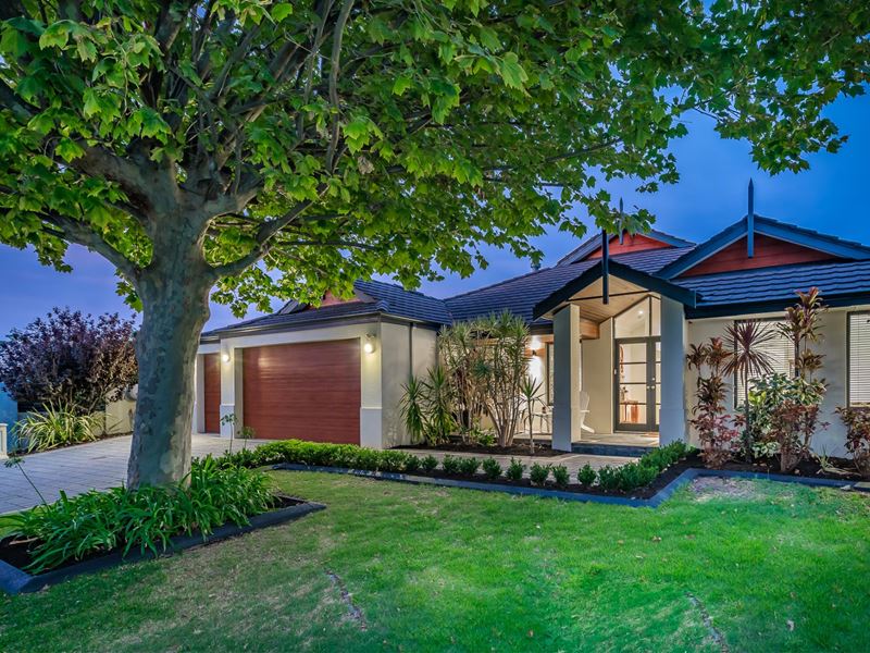 43 Parkwood Avenue, Woodvale WA 6026