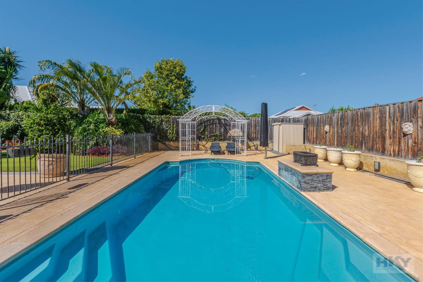 14 Portmarnock Drive The Vines Wa 6069 4 Bedroom House For Sale 14 Portmarnock Drive The Vines Wa 6069 4 Bedroom House For Sale