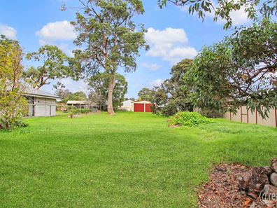 77 McKail Street, Orana WA 6330