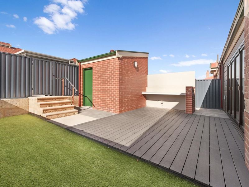 8/2 Burt Street, Fremantle
