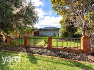 39 Rambures Way, Hamilton Hill WA 6163