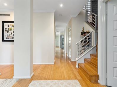 221 Royal Street, Yokine WA 6060