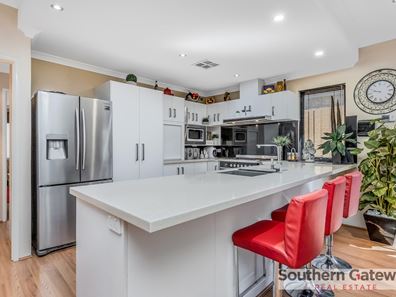 52 Baroness Road, Baldivis WA 6171