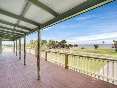 25 John Street, Coodanup WA 6210