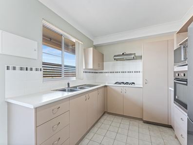 5/329 Sevenoaks street, Cannington WA 6107