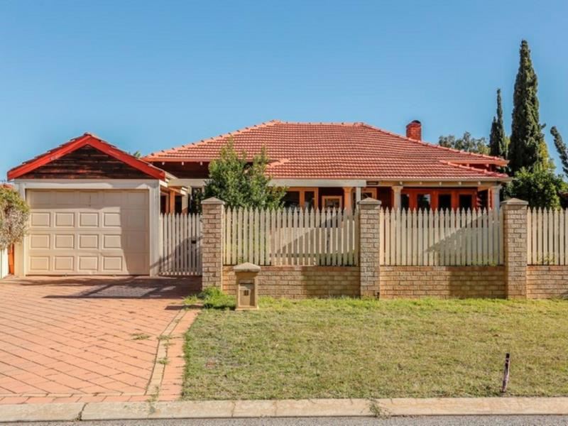 11 Quinn Avenue, Bentley WA 6102