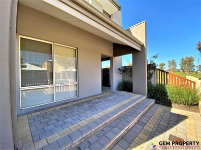 4 Cottage Street, Mandurah WA 6210