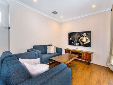 7 O'Halloran Circuit, Southern River WA 6110