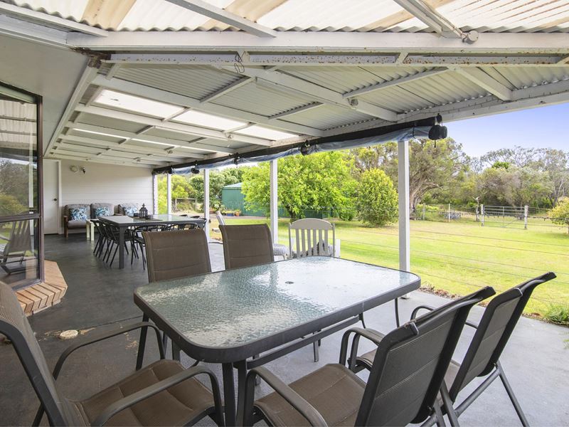 1046 Caves Road, Quindalup WA 6281